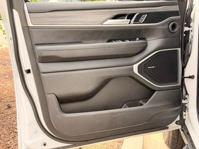 2024 Jeep Wagoneer Series III