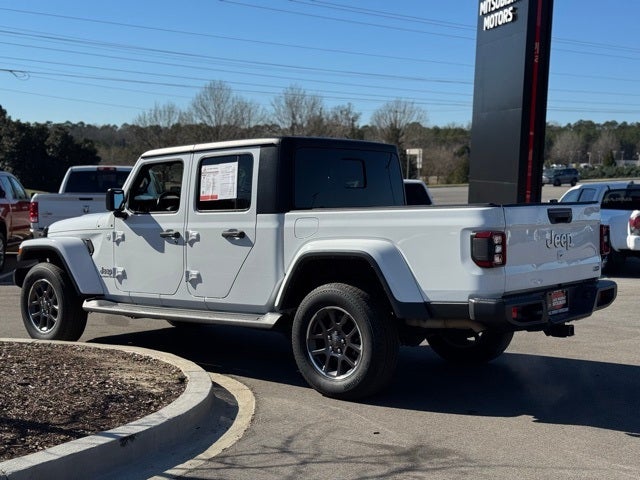 2022 Jeep Gladiator Overland