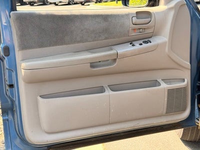 2004 Dodge Dakota Sport