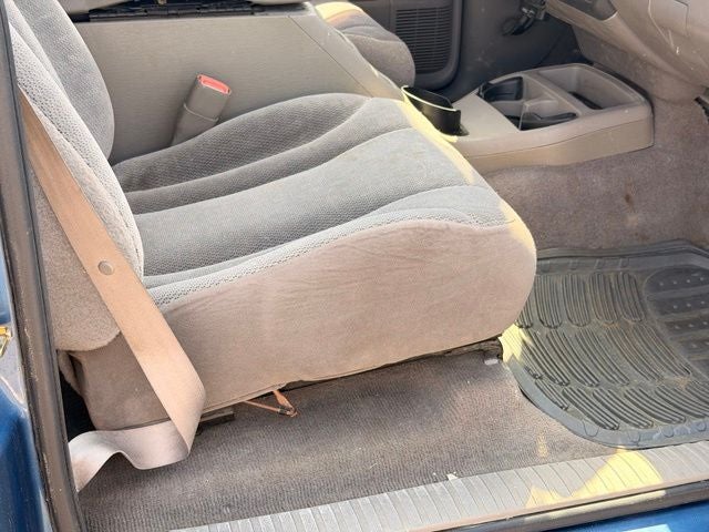 2004 Dodge Dakota Sport