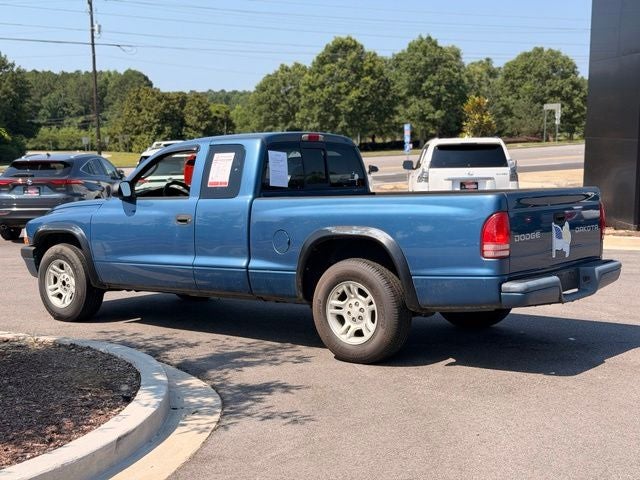 2004 Dodge Dakota Sport