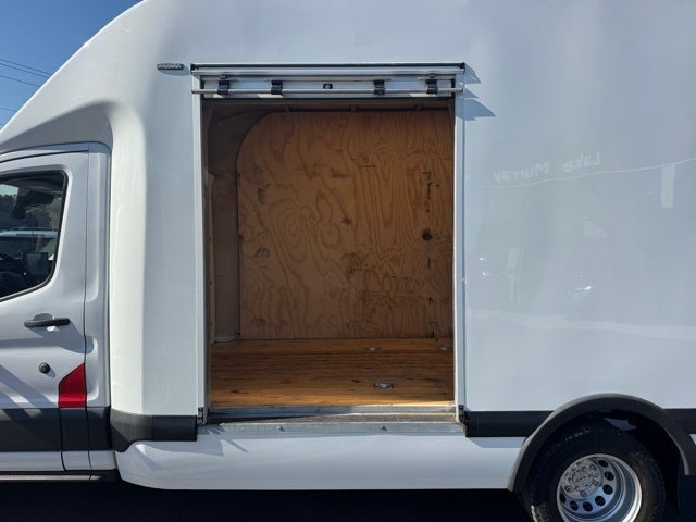 2022 Ford Transit-350 Base