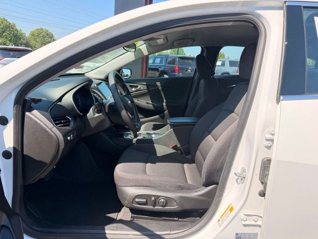 2025 Chevrolet Malibu LT 1LT