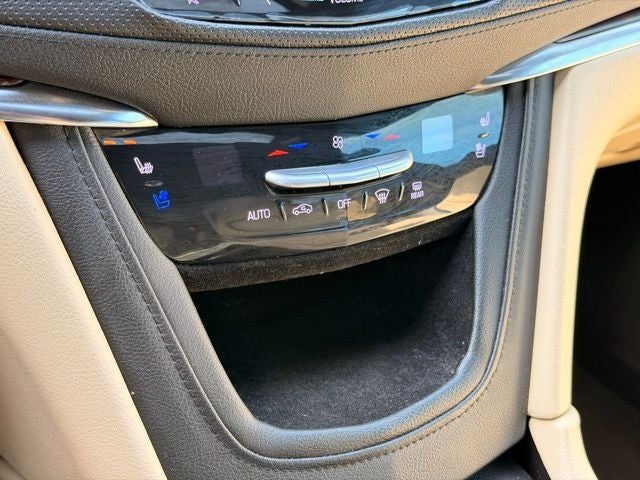 2017 Cadillac XT5 Premium Luxury