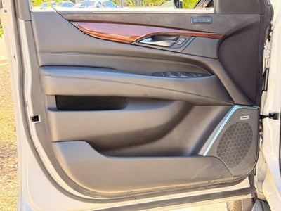2019 Cadillac Escalade Luxury