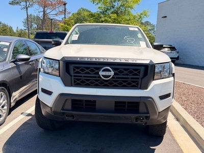 2022 Nissan Frontier S