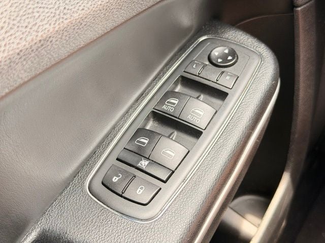 2020 Chrysler 300 S