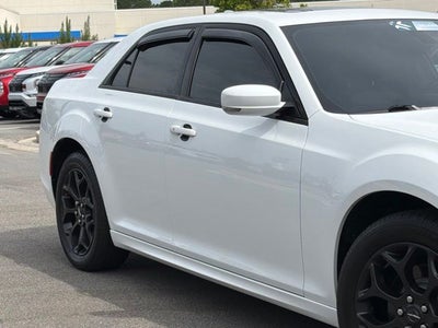 2023 Chrysler 300 Touring