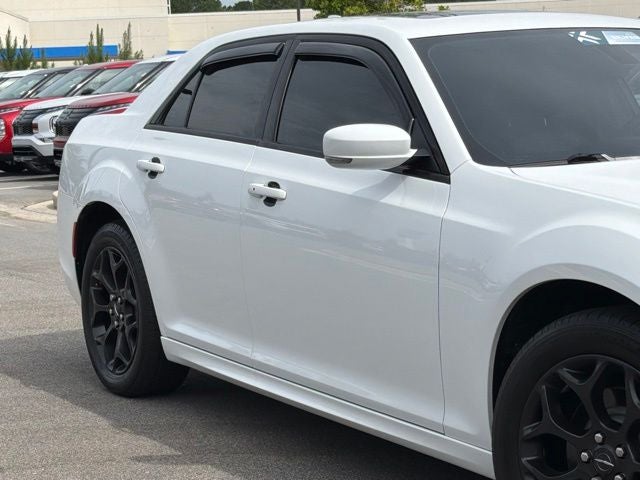 2023 Chrysler 300 Touring