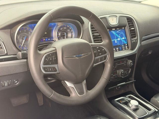 2023 Chrysler 300 Touring