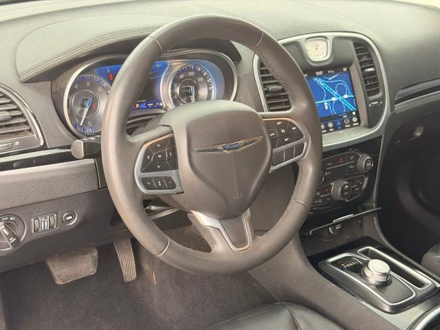 2023 Chrysler 300 Touring