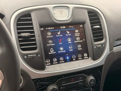 2023 Chrysler 300 Touring