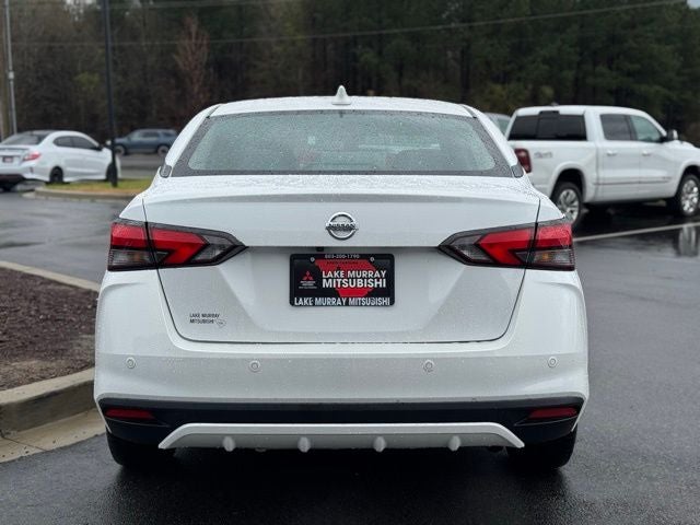 2022 Nissan Versa 1.6 SV