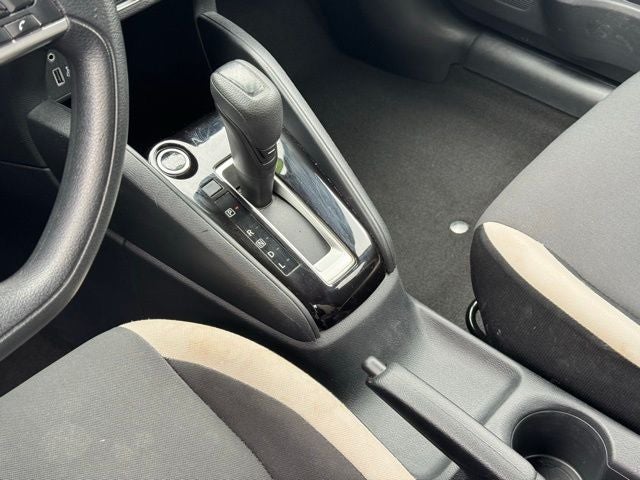 2022 Nissan Versa 1.6 SV