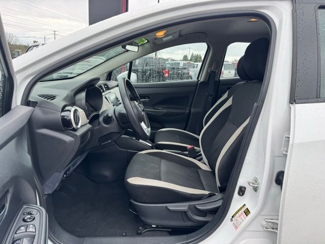 2022 Nissan Versa 1.6 SV