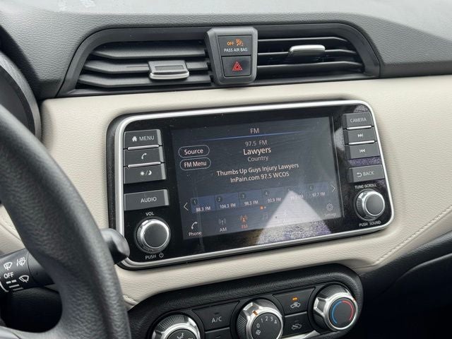 2022 Nissan Versa 1.6 SV