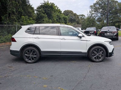 2024 Volkswagen Tiguan 2.0T SE