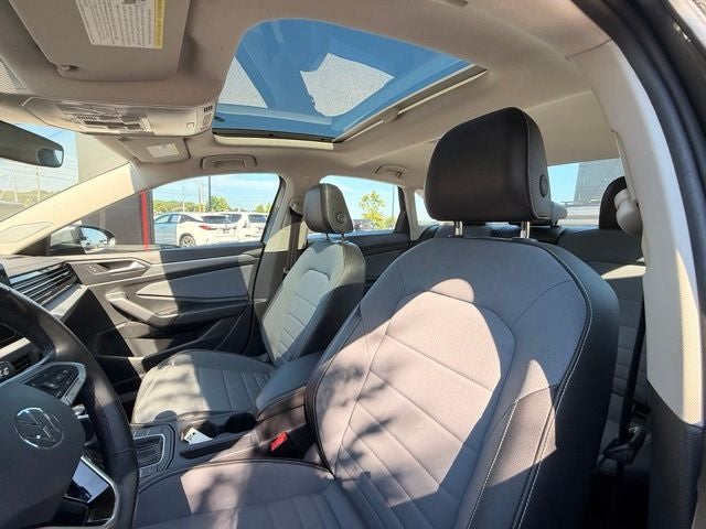 2025 Volkswagen Jetta 1.5T SE