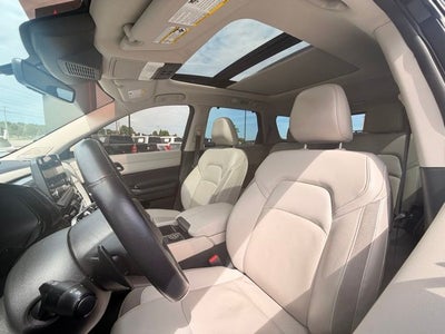 2023 Nissan Pathfinder SL