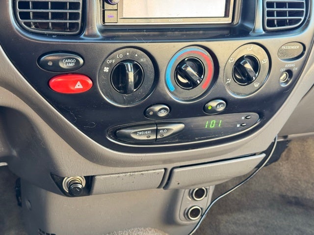 2000 Toyota Tundra SR5