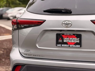 2023 Toyota Highlander LE