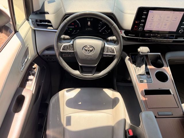 2022 Toyota Sienna XLE 7 Passenger