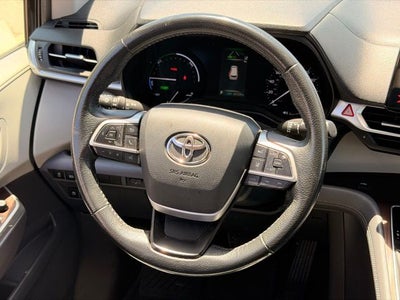 2022 Toyota Sienna XLE 7 Passenger