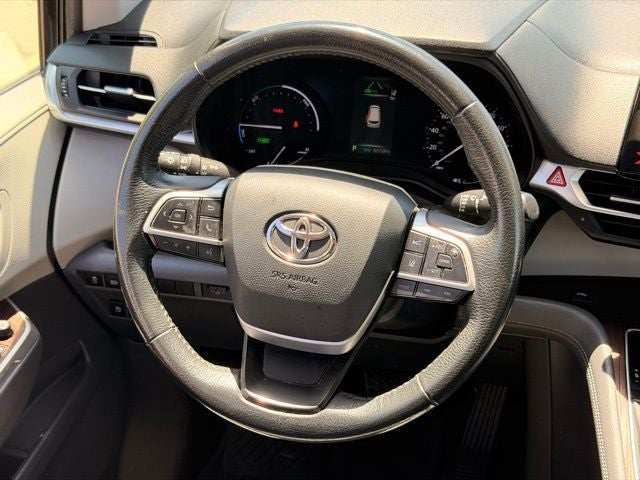 2022 Toyota Sienna XLE 7 Passenger