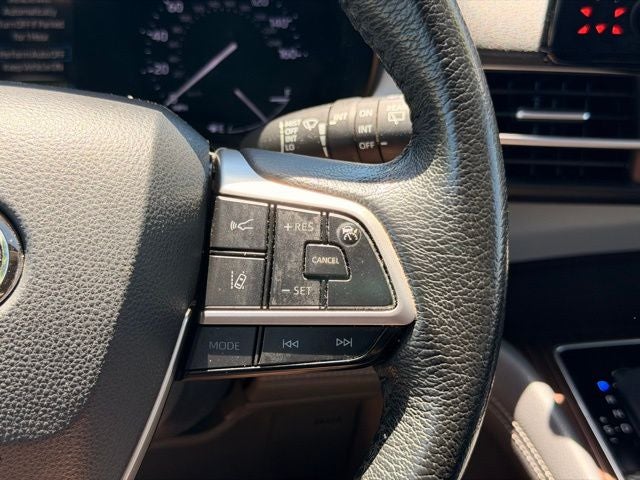 2022 Toyota Sienna XLE 7 Passenger