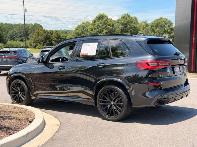 2022 BMW X5 M50i