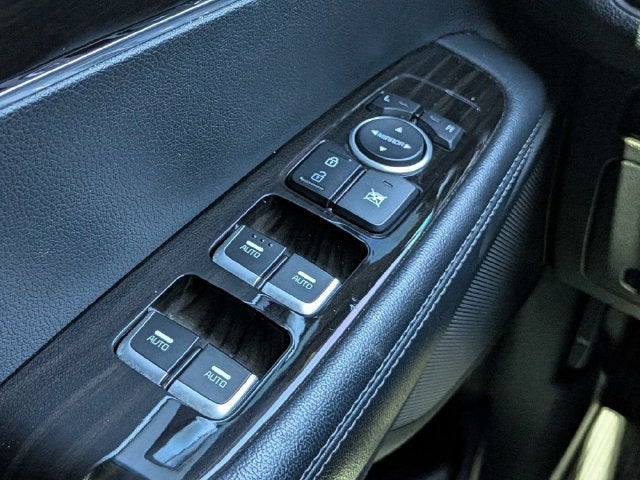 2020 Kia Sorento S