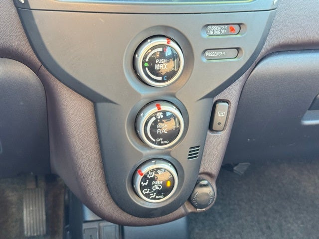 2012 Mitsubishi i-MiEV Base