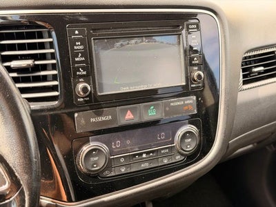 2016 Mitsubishi Outlander SE