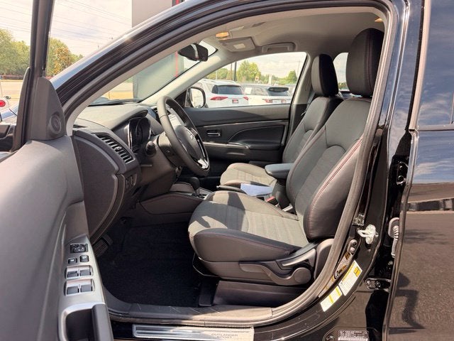 2027 Mitsubishi Outlander Sport 2.0 SE