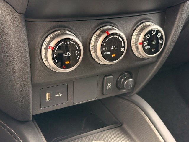 2027 Mitsubishi Outlander Sport Base