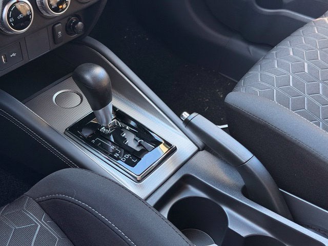2027 Mitsubishi Outlander Sport 2.0 S