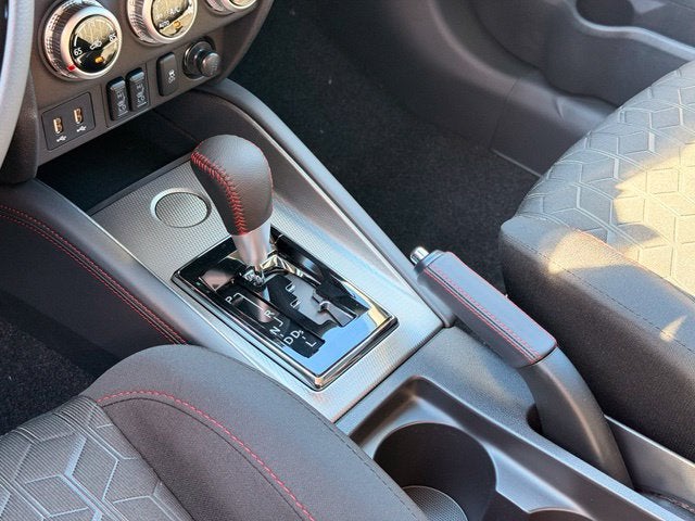 2027 Mitsubishi Outlander Sport 2.0 LE