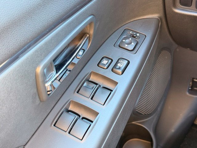 2027 Mitsubishi Outlander Sport 2.0 LE