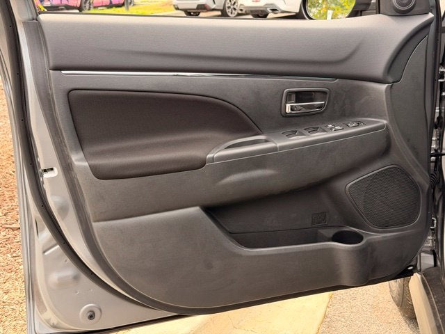 2027 Mitsubishi Outlander Sport Base