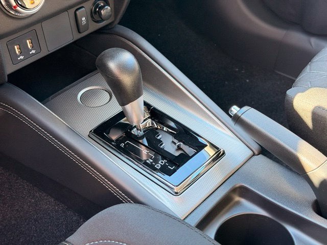2027 Mitsubishi Outlander Sport 2.0 ES