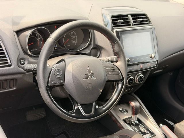 2025 Mitsubishi Outlander Sport Base