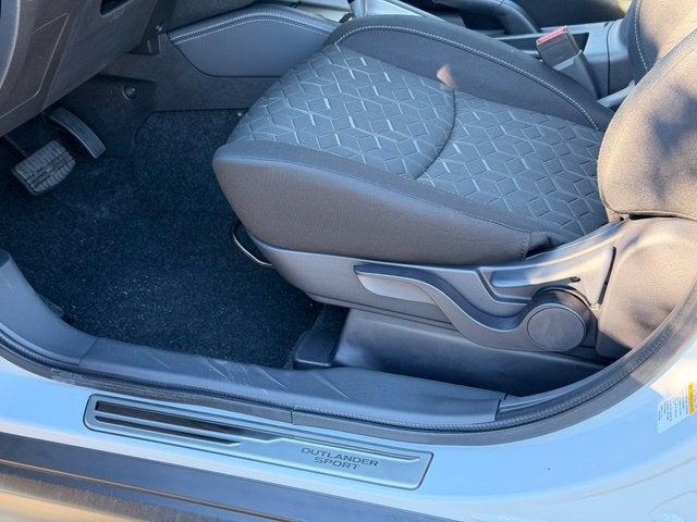 2027 Mitsubishi Outlander Sport 2.0 ES