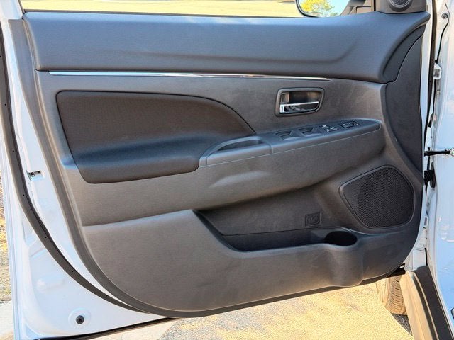 2027 Mitsubishi Outlander Sport 2.0 ES