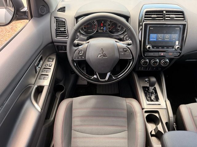 2025 Mitsubishi Outlander Sport 2.0 SE