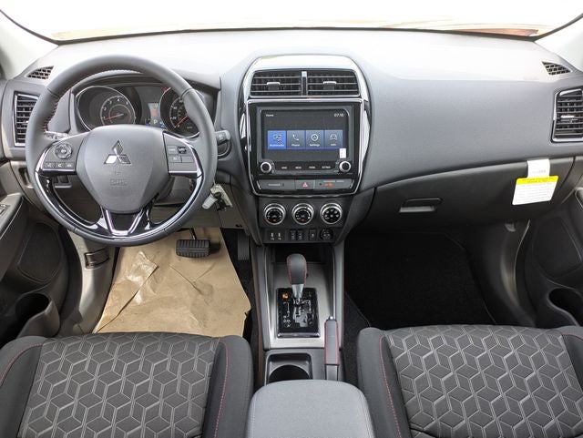 2026 Mitsubishi Outlander Sport 2.0 LE