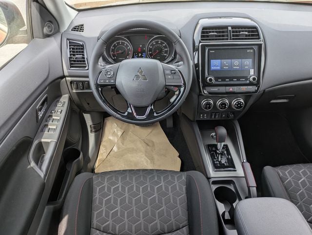 2026 Mitsubishi Outlander Sport 2.0 LE