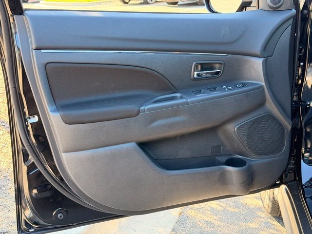 2027 Mitsubishi Outlander Sport 2.0 LE