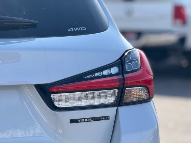 2025 Mitsubishi Outlander Sport Base