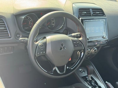 2025 Mitsubishi Outlander Sport Base