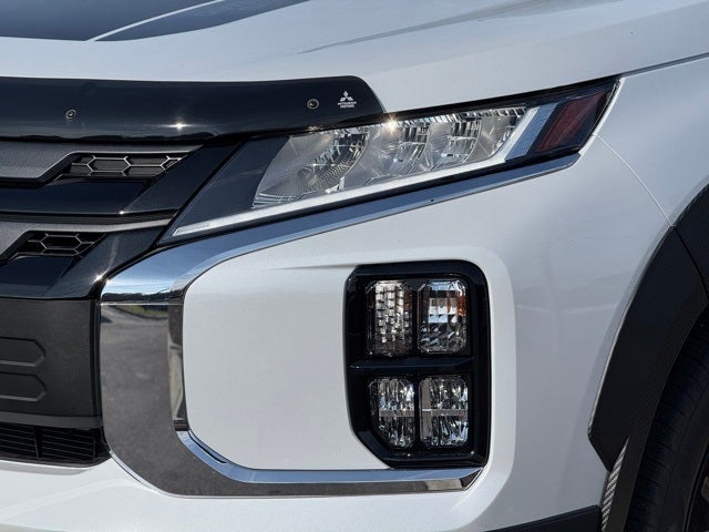 2025 Mitsubishi Outlander Sport Base